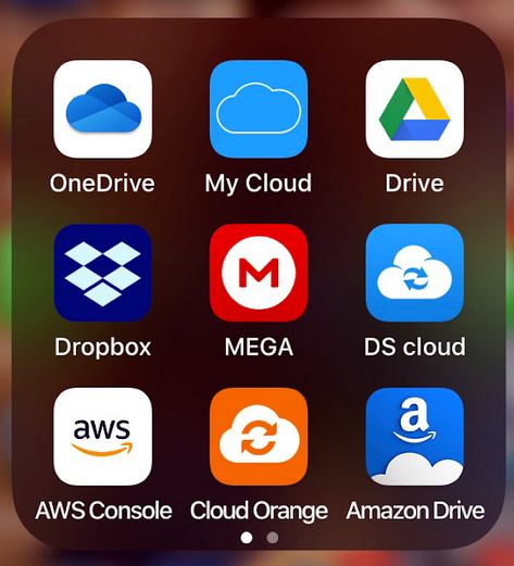 Différentes applications de Cloud disponible sur un smartphone. En haut à gauche, celle de Microsoft et en haut à droite, celle de Google.